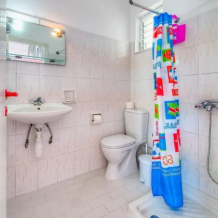 Saint George Ecotel Hotel 2*