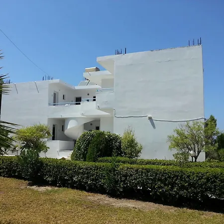 Hotel Saint George Ecotel Kalavarda